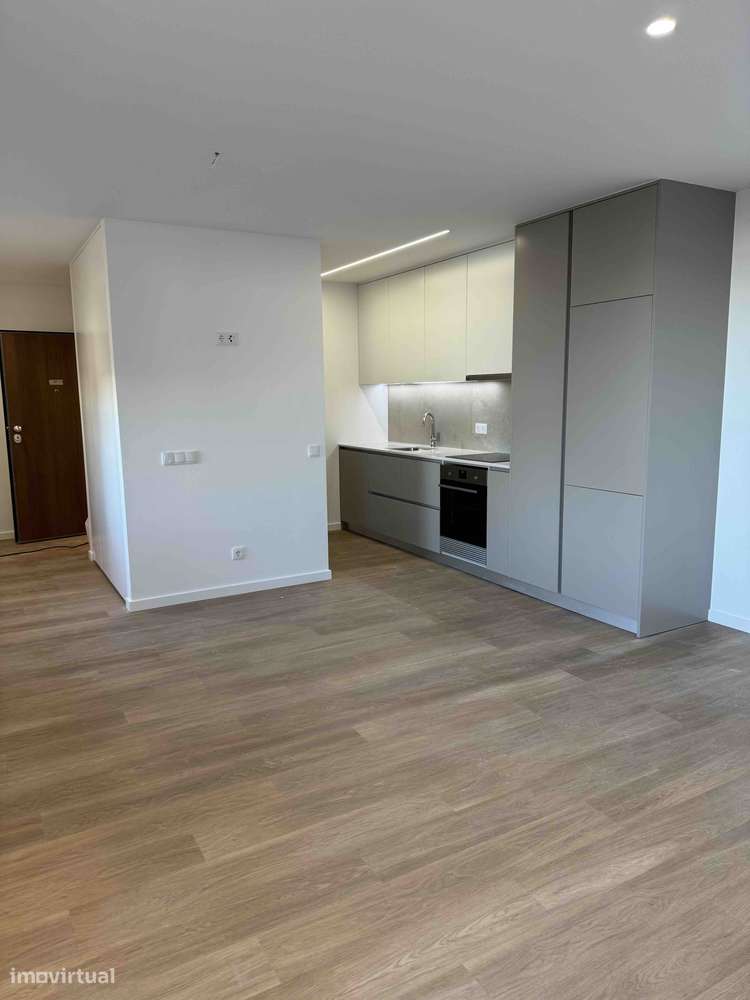 Apartamento T1 R/chão, Villa Beato Nuno - Grande imagem: 5/15