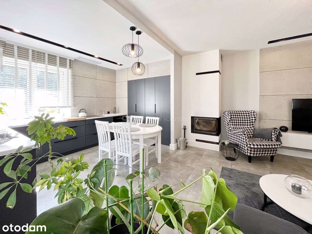 Piękny dom na wsi po remoncie z ogrodem i tarasem! - Pełny obrazek: 4/20