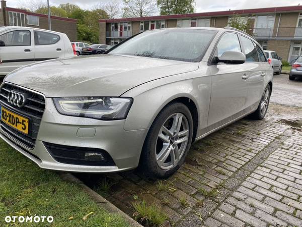 Audi A4 Avant 2.0 TDI ultra DPF Attraction - 1