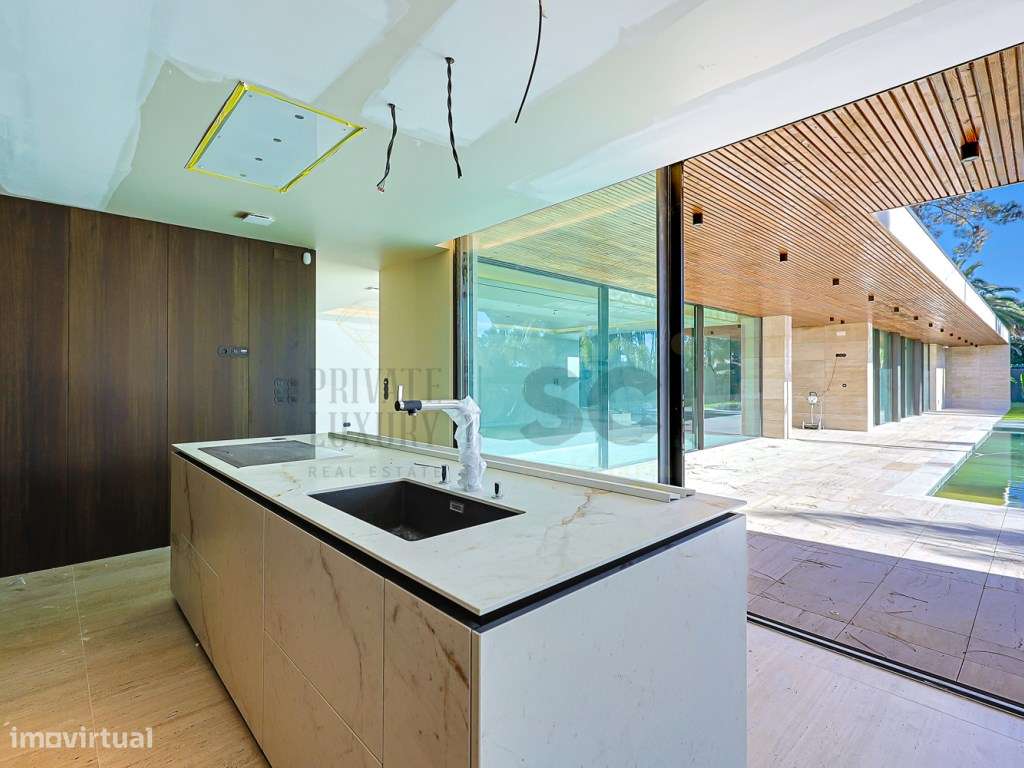 Moradia de Luxo T5 Verdizela Terreno com 1050 m2 e 4 Suites - Grande imagem: 4/57