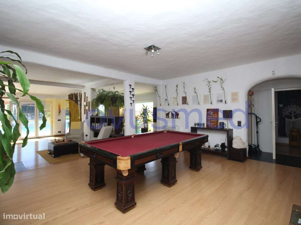 Moradia T4 com piscina, térrea perto da praia e do Golf dos Salgados-13