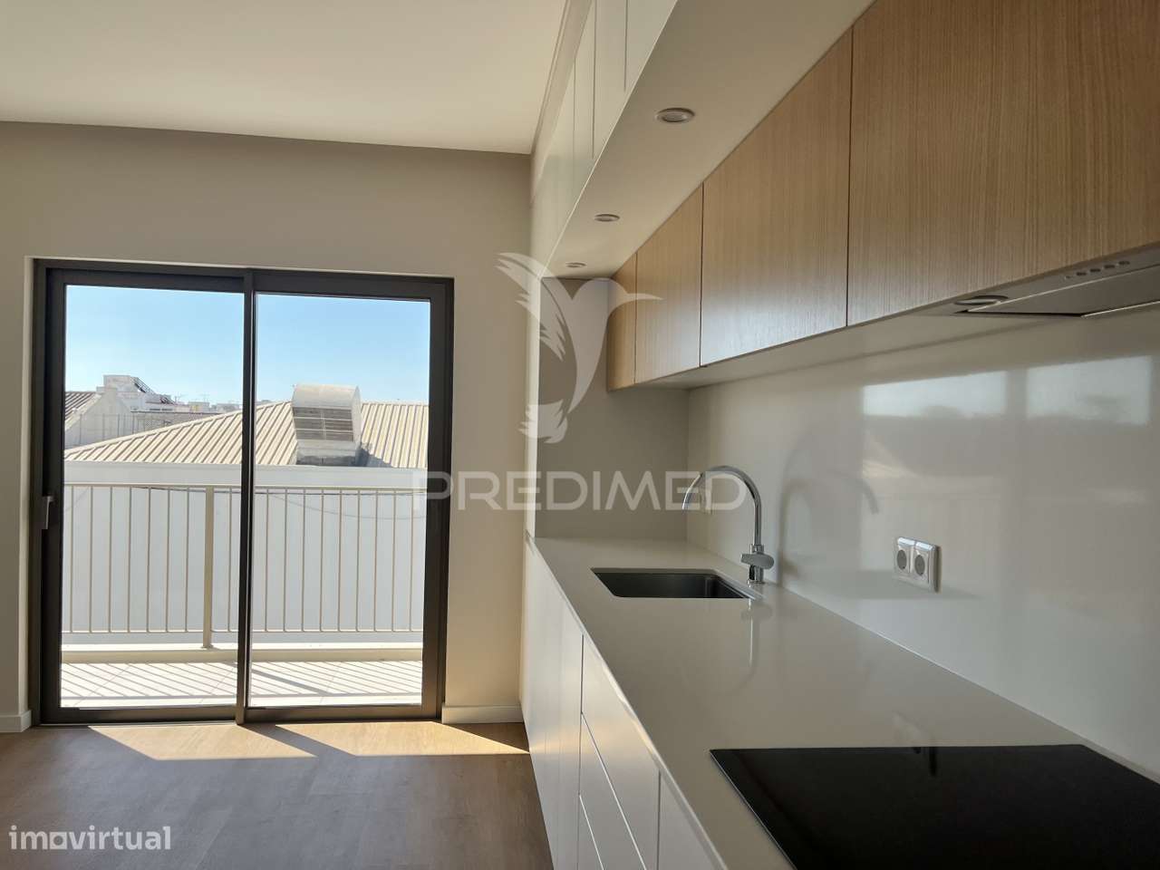 Apartamento T3 Exclusivo na Prestigiada Baixa de Olhão - Grande imagem: 4/22