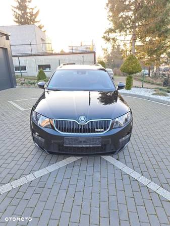 Skoda Octavia 2.0 TDI DSG RS - 10