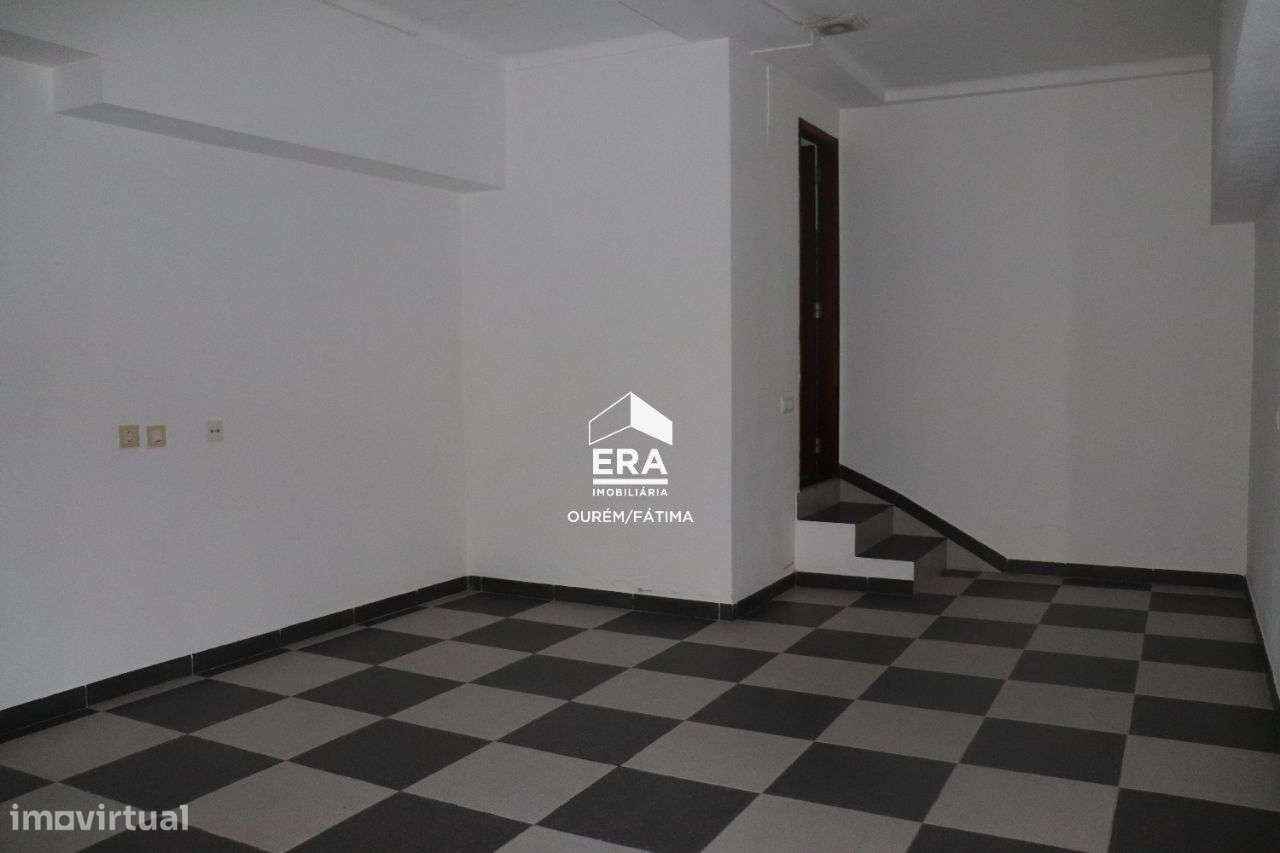 Loja no Centro de Ourém - Grande imagem: 3/3