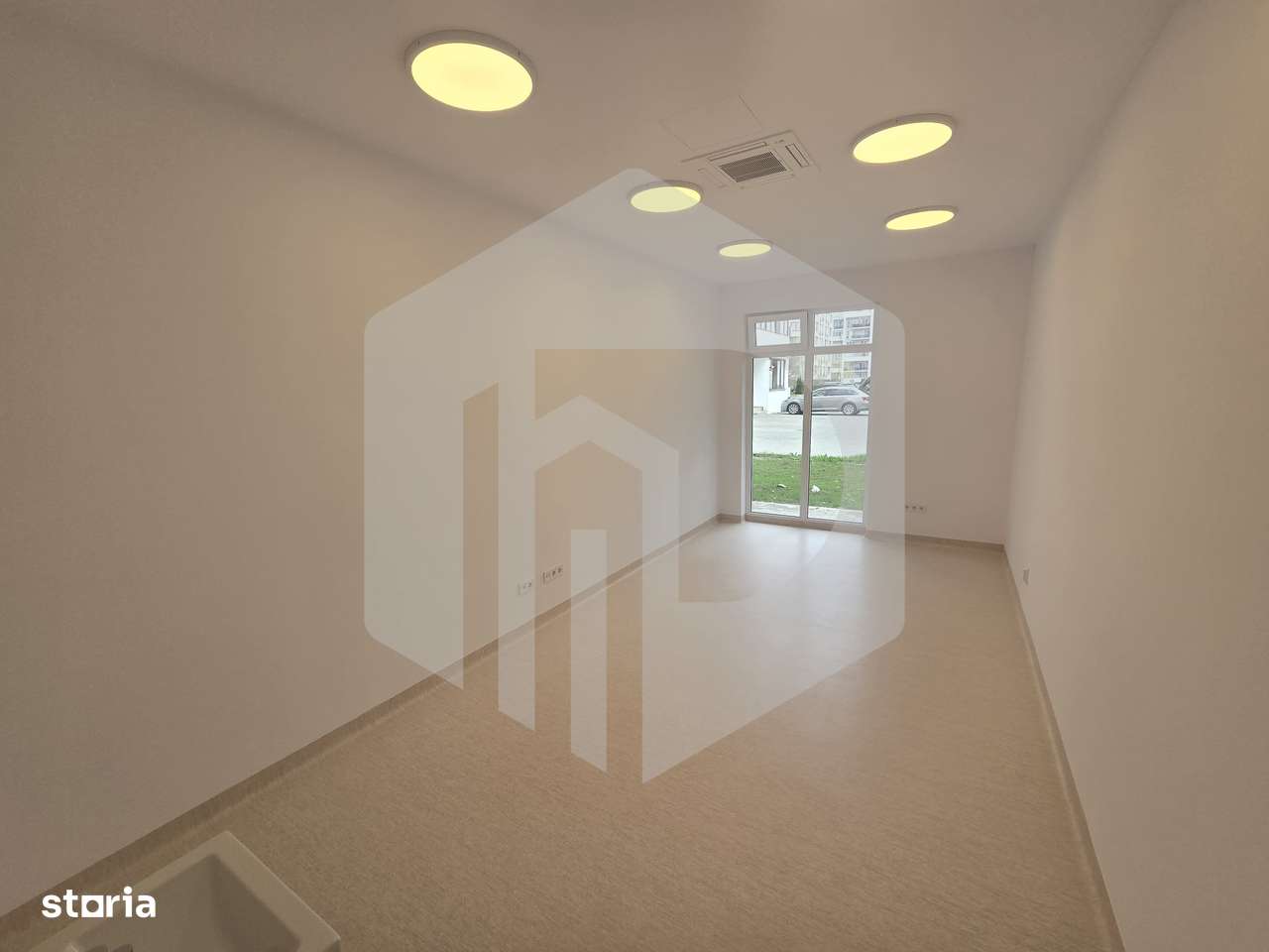 Spatiu comercial 125 mp 6 locuri parcare Doamna Stanca - Imagine principală: 4/10