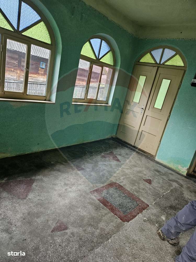 Casă / Vilă cu 4 camere de vânzare - Imagine principală: 5/19