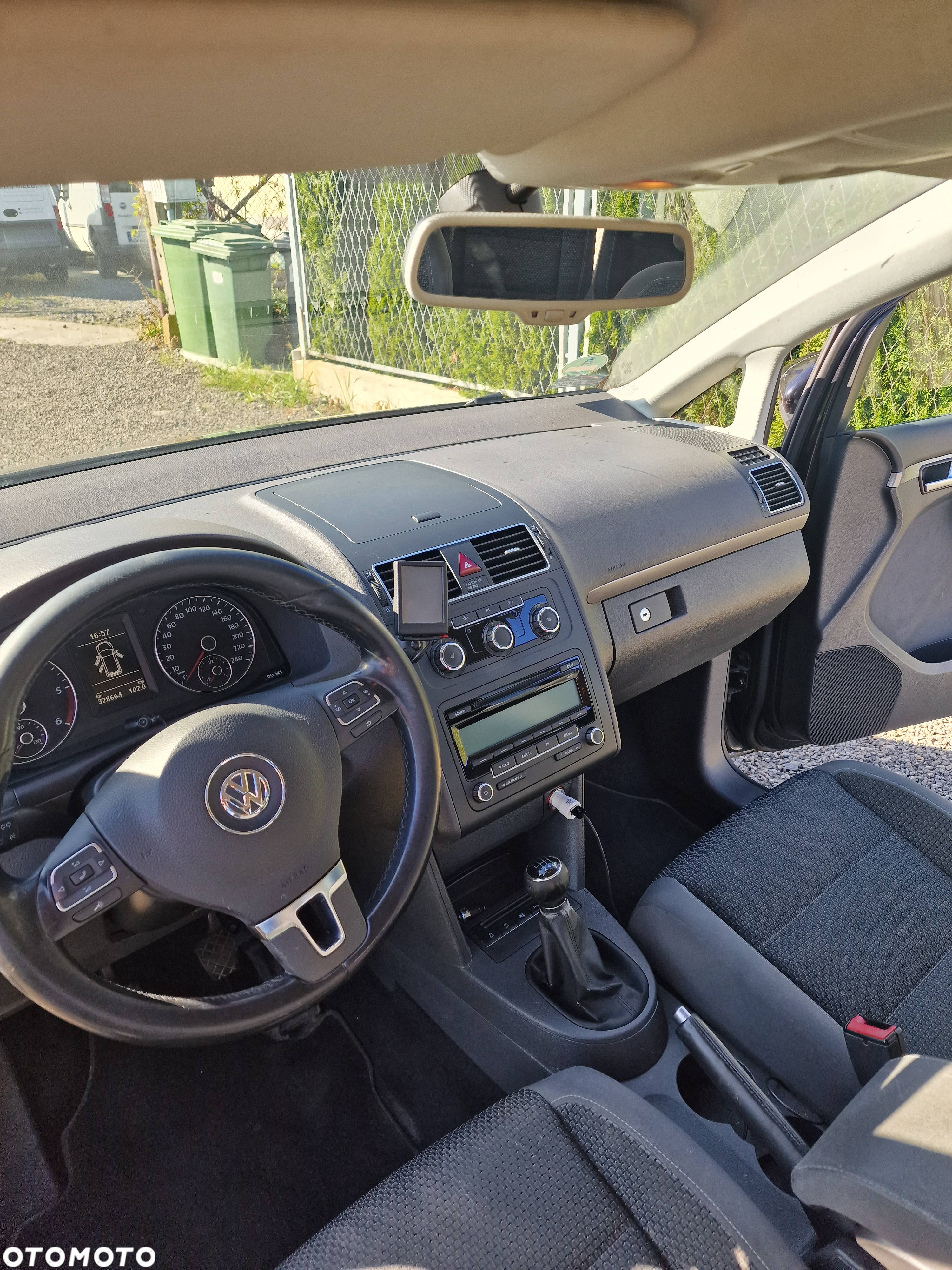 Volkswagen Touran 1.6 TDI DPF Highline - 9