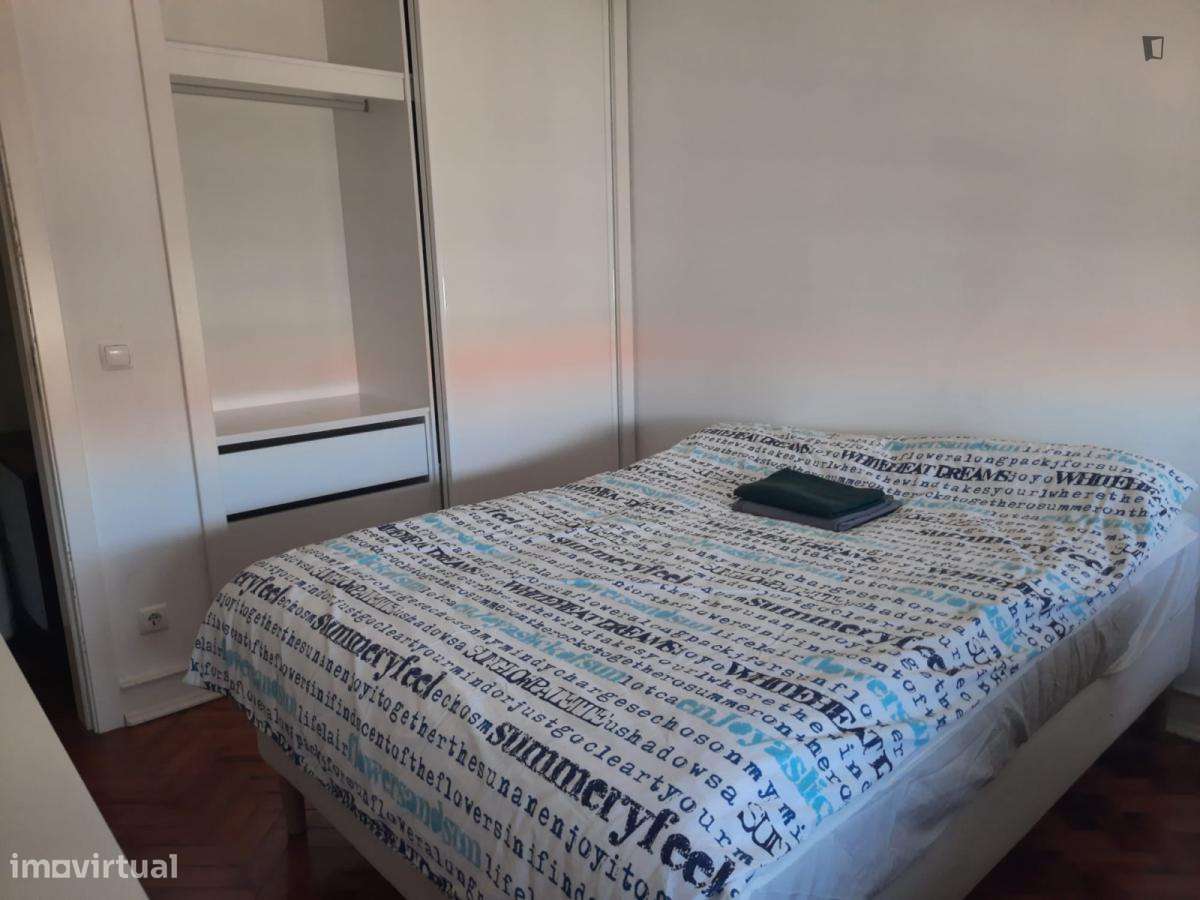 Quarto - localizado em Alvalade Lisbon - Grande imagem: 4/10