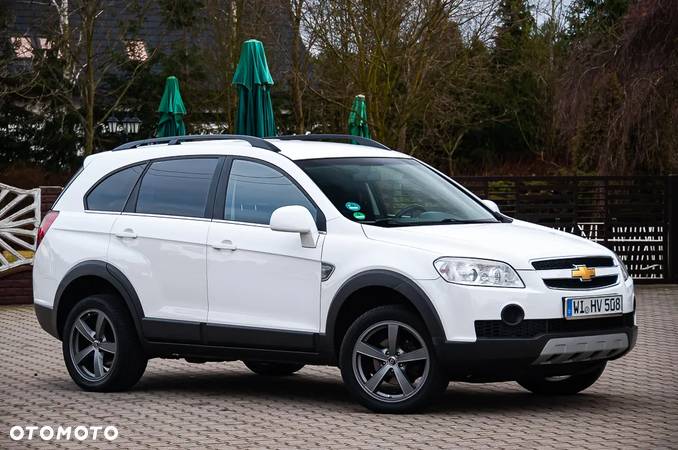 Chevrolet Captiva 2.4 2WD 5 Sitzer LS - 9