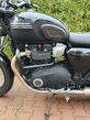 Triumph Bonneville - 13