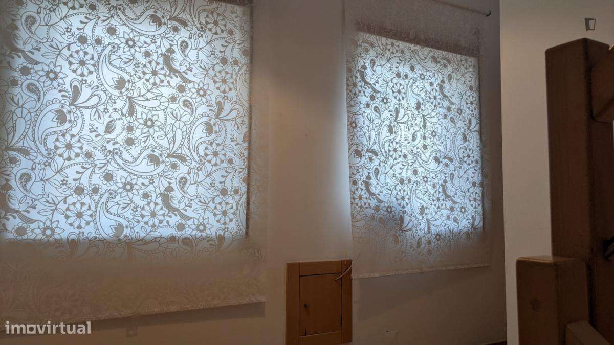 Quarto - localizado em Carcavelos Lisbon - Grande imagem: 5/10