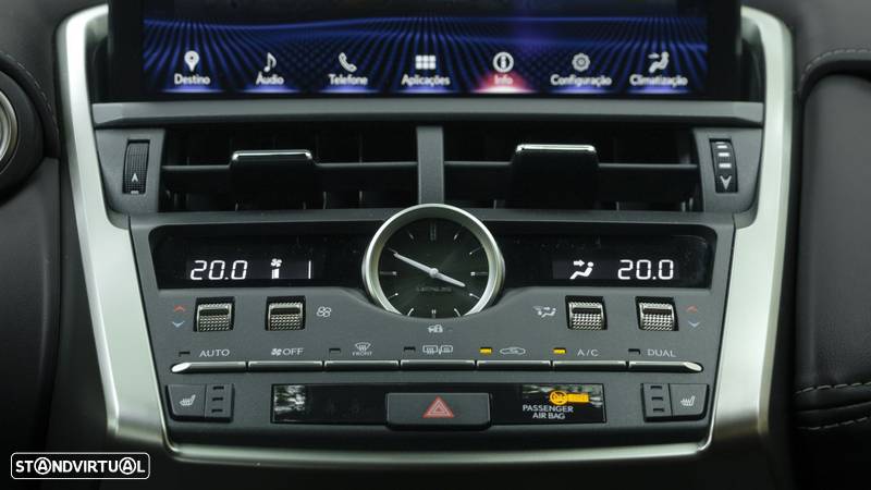 Lexus NX 300h Executive+ - 11