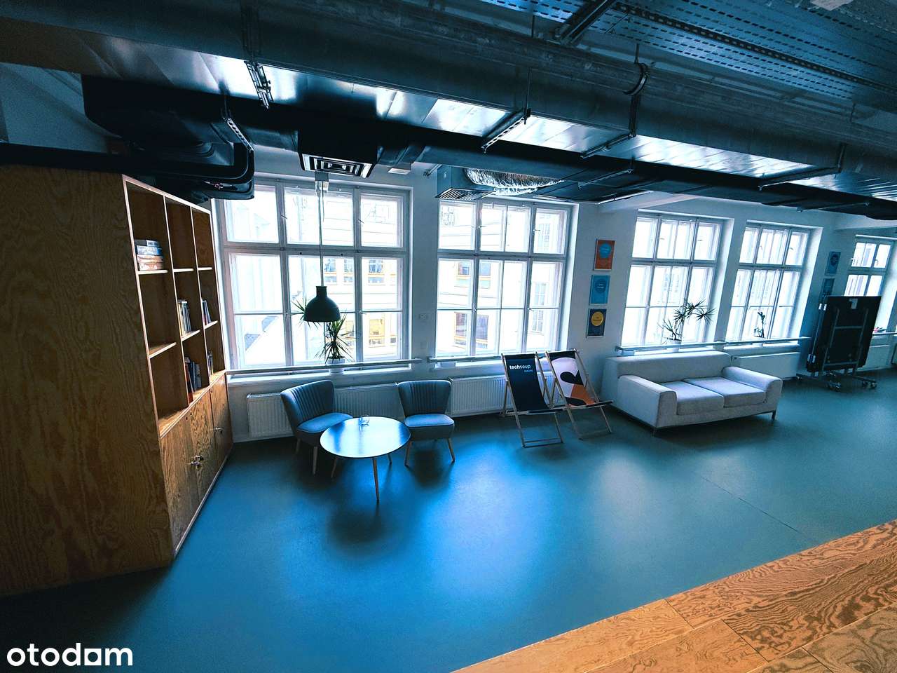 Industrialne piękne biuro w ścisłym centrum - Pełny obrazek: 1/19