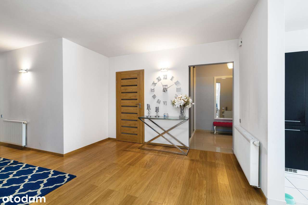 Piękny nowoczesny dom-9