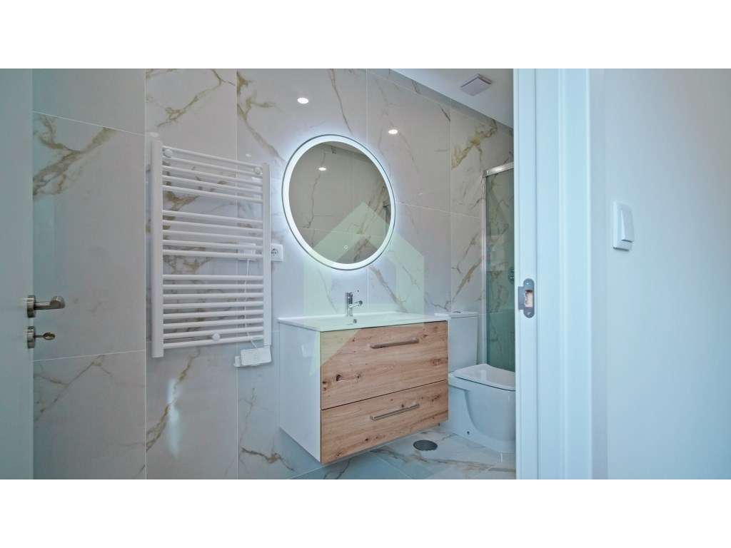 Moradia totalmente remodelada, com 3 quartos, na cidade de Barcelos.-37