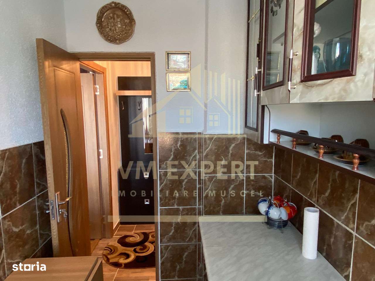APARTAMENT 2 CAMERE ETAJ 3 VIȘOI CAMPULUNG-11