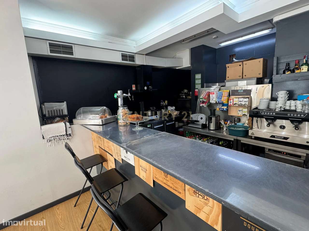 Mercearia Gourmet para trespasse junto ao Palácio de Cristal-13