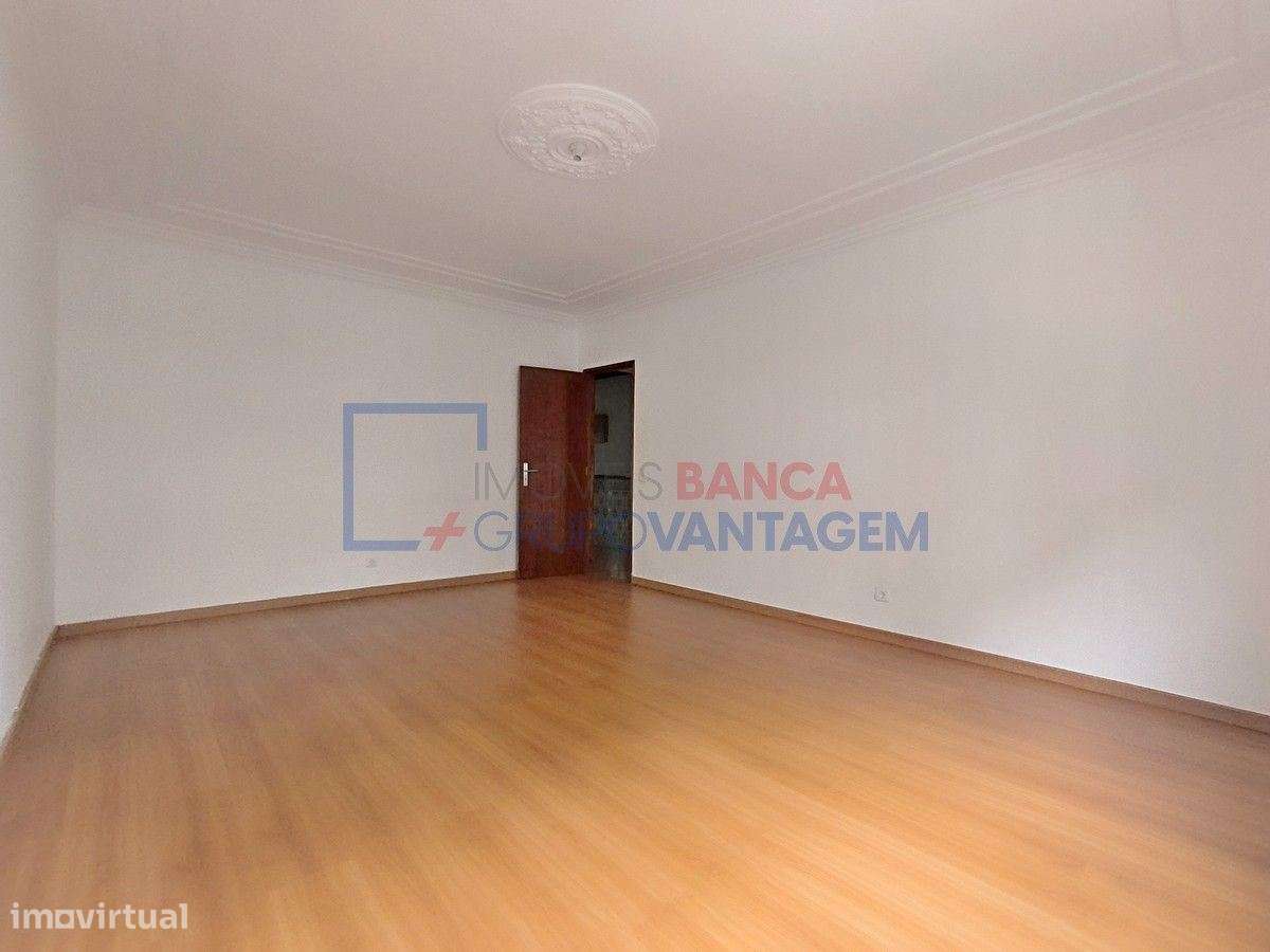 Apartamento T2 - Rio de Mouro - Grande imagem: 3/30