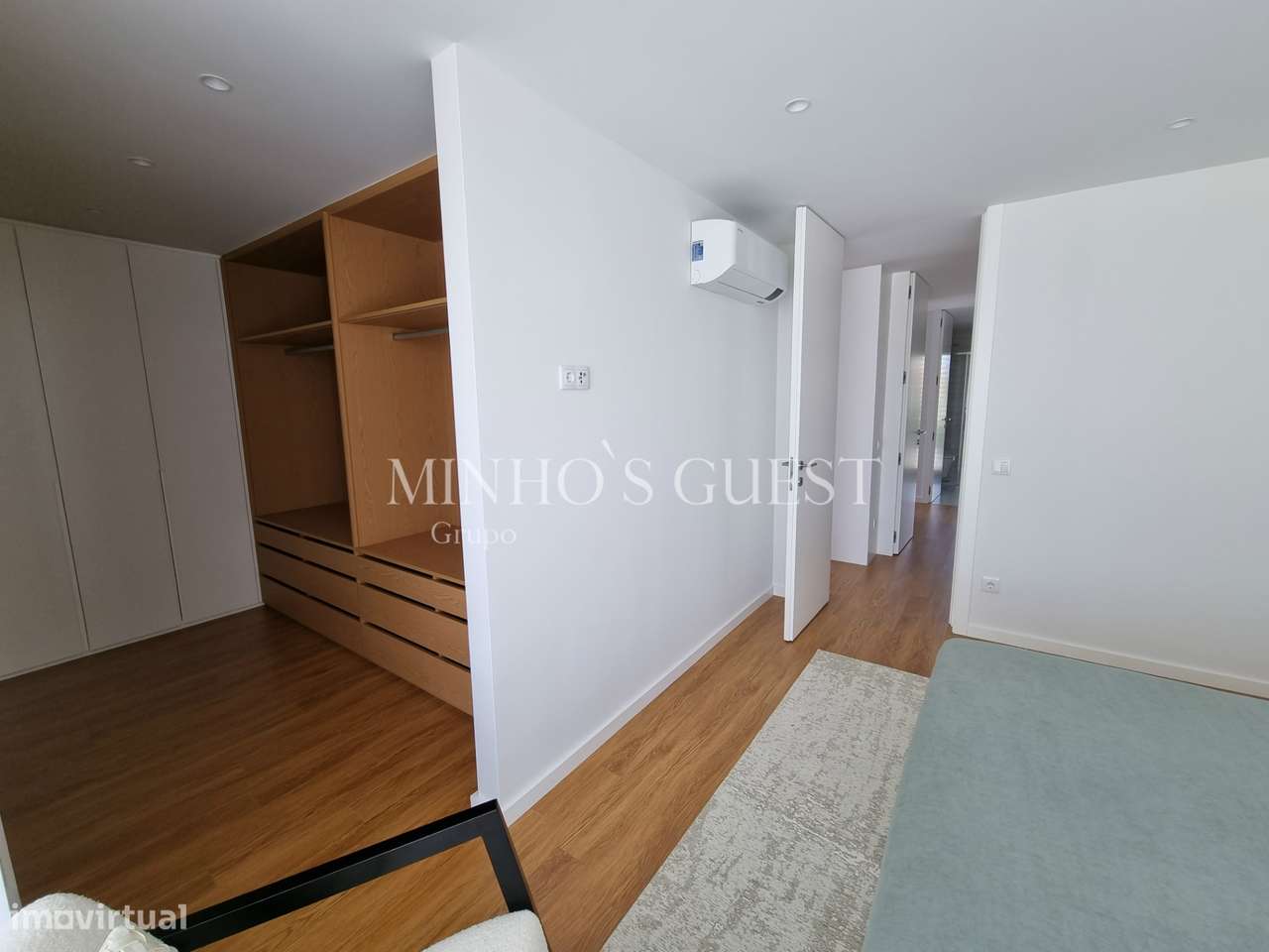 Moradia em Banda c/ 3 Suites e Logradouro - Braga-7