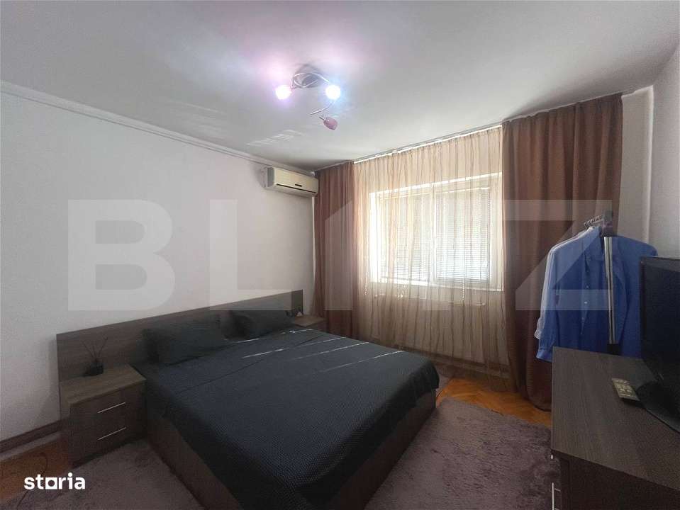 Apartament de vanzare, cu 3 camere, decomandat, 65mp, zona Lipovei - Imagine principală: 3/10