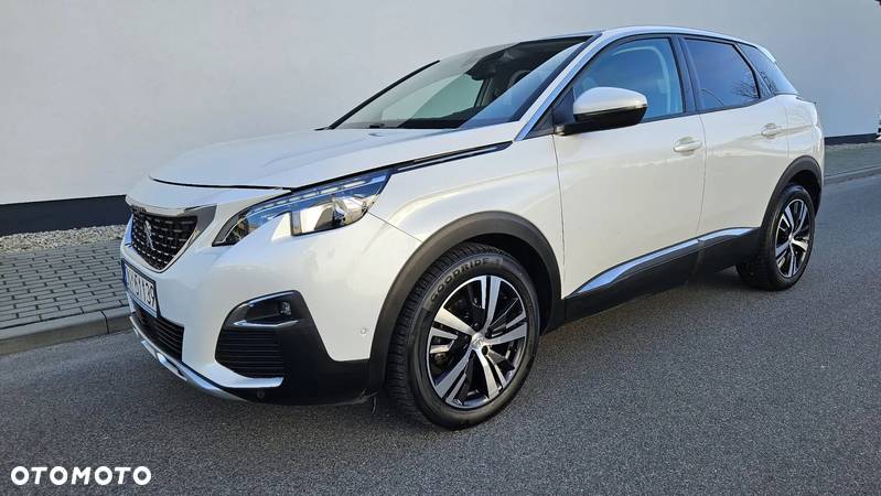 Peugeot 3008 1.2 PureTech Allure S&S - 10