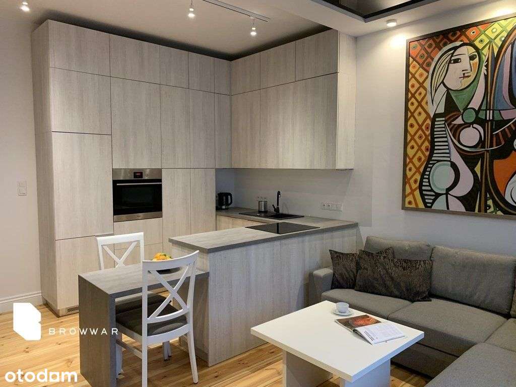 Klimatyczne 2 pokoje w kamienicy