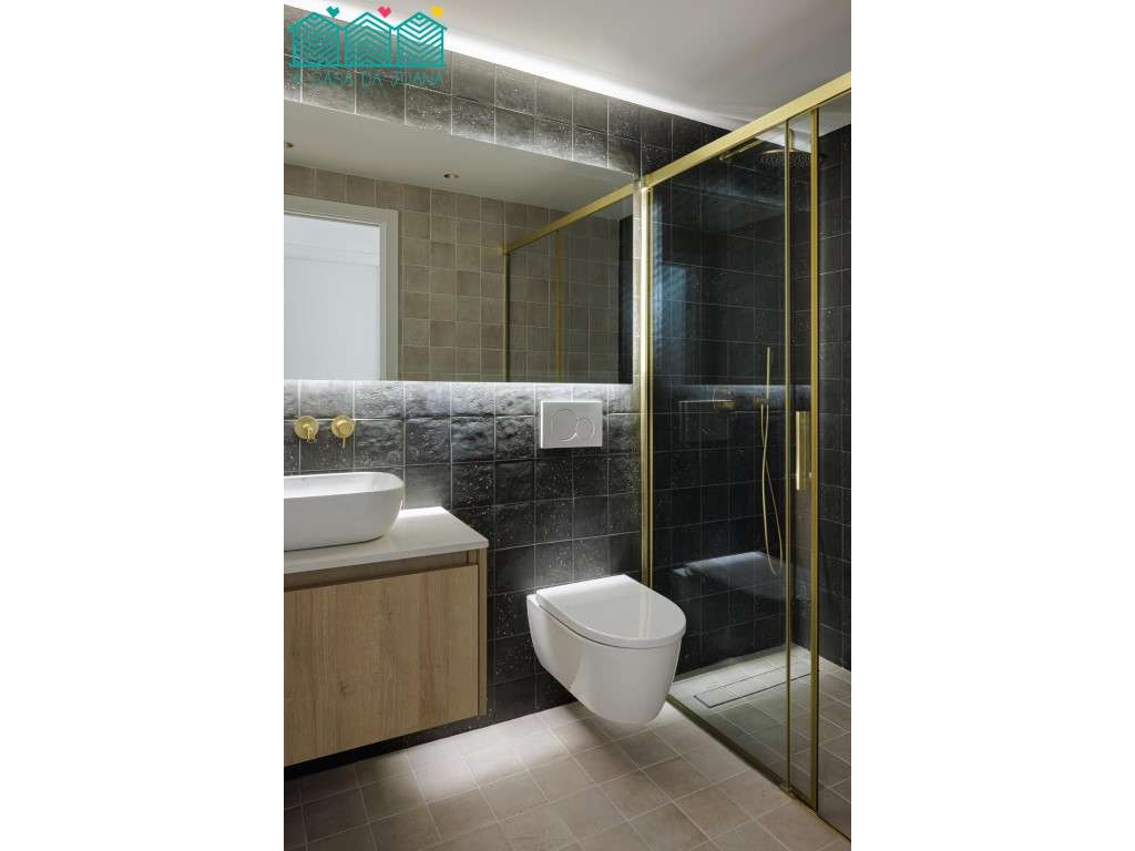 Apartamento T2 com Terraço na Praia da Barra-7