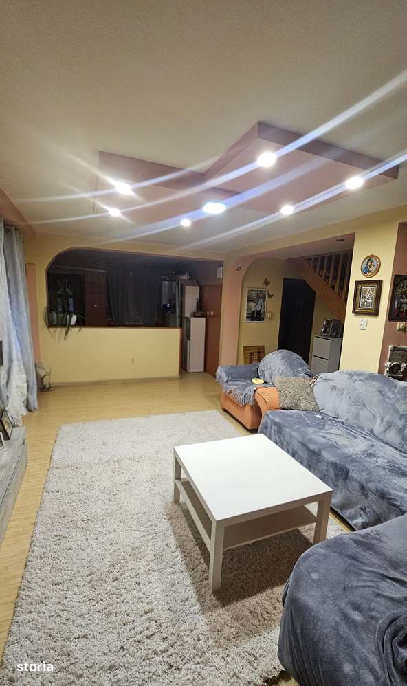 Casă P+E zona Damila-8