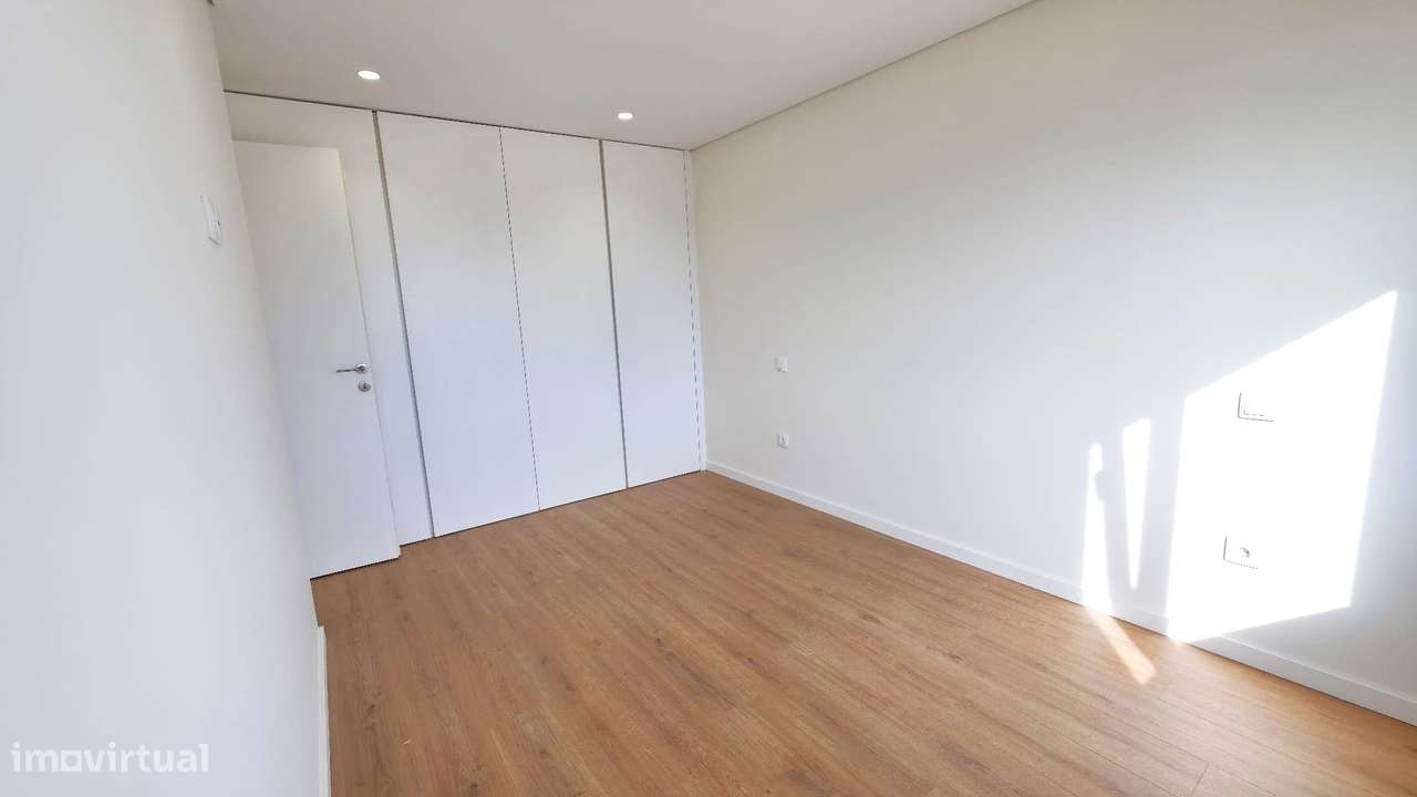 Apartamento T2+1 Centro de Felgueiras-16