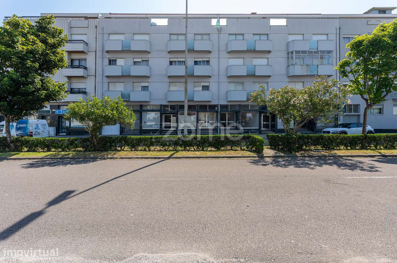 Espaço Comercial para Venda | Avenida 24, Espinho - Grande imagem: 3/21