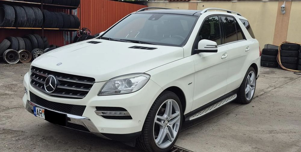 Mercedes-Benz ML 2012