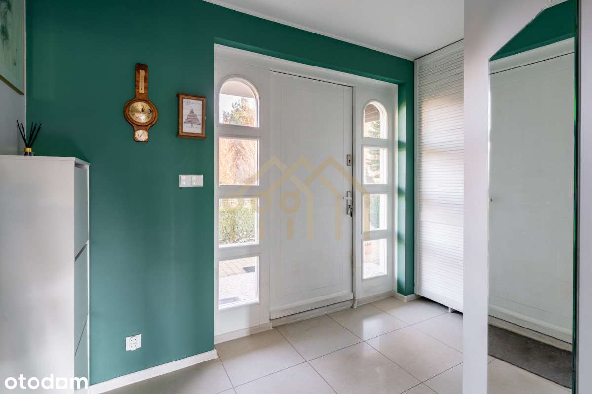 Komfortowy dom z pięknym ogrodem-14