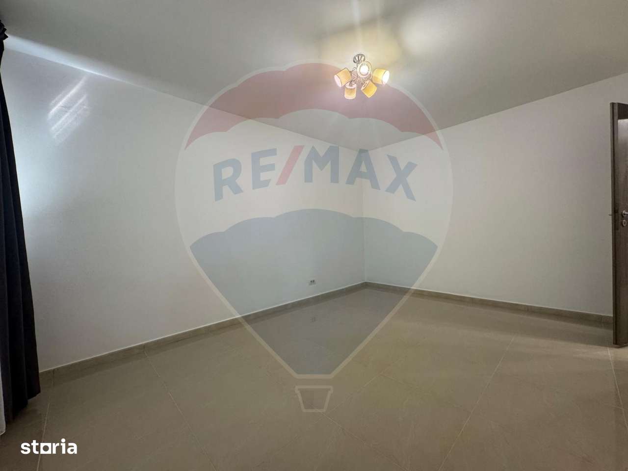 Apartament 2camere de inchiriat langa  metrou - Imagine principală: 3/13