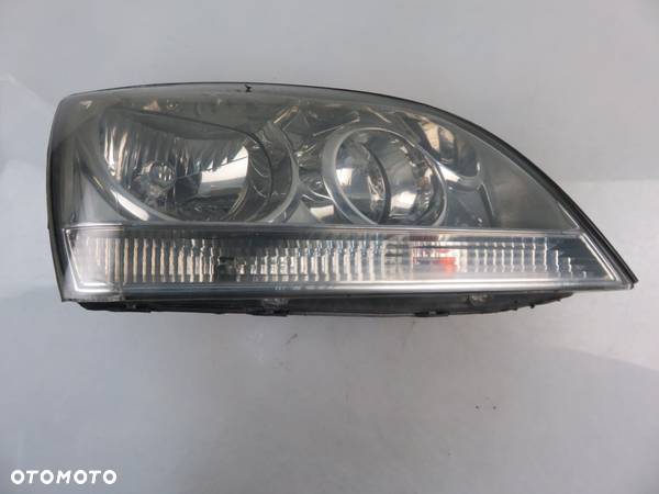 LAMPA PRAWA PRZEDNIA KIA SORENTO I (JC) - 2