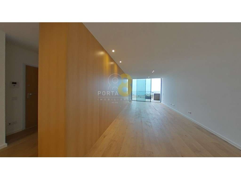 T3 c/varanda e vista mar em Vila Nova de Gaia-24