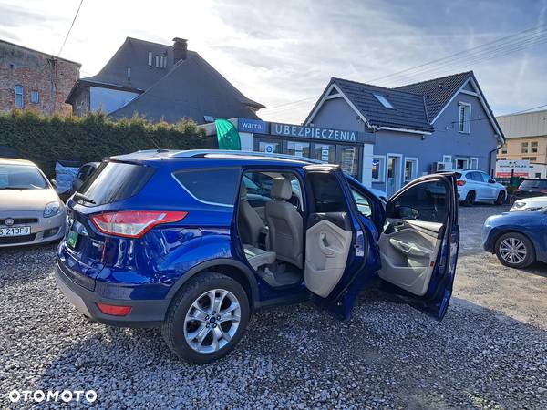 Ford Escape 2.0 EcoBoost AWD Titanium - 10