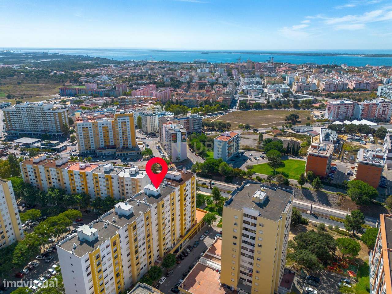 Apartamento T3 em Setúbal-48