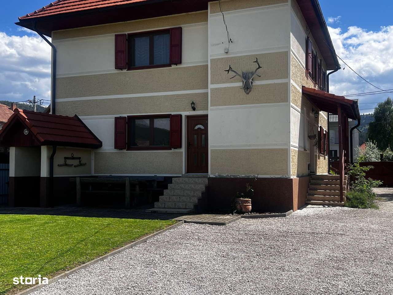 Casă de vânzare în Covasna - complet renovată, mobilată și utilată!-3