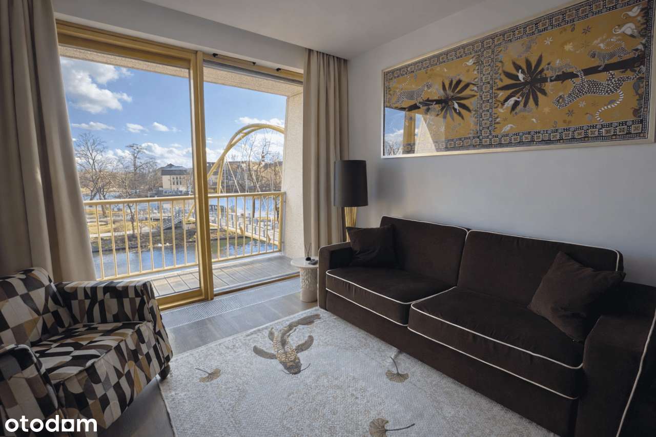 Luxury Suite
