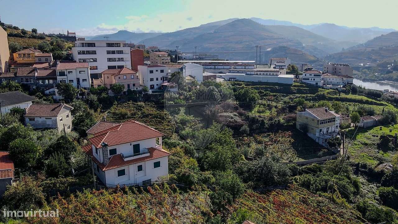 Moradia T5 para venda - Grande imagem: 5/7