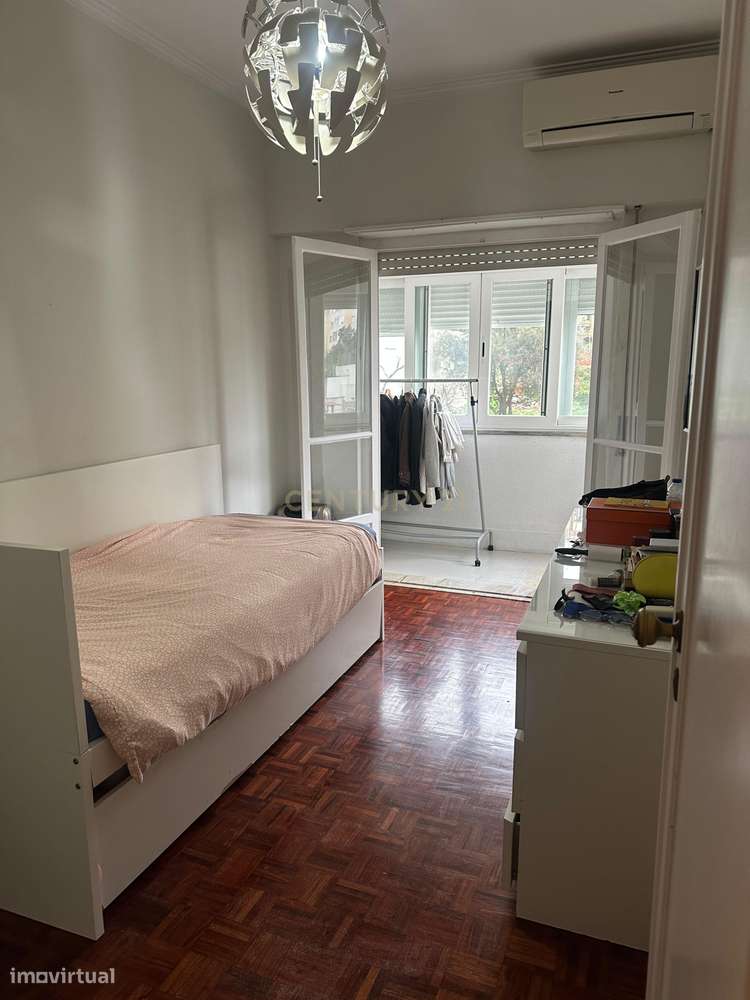 Apartamento T3 em Benfica – Prédio com Elevador - Grande imagem: 5/23