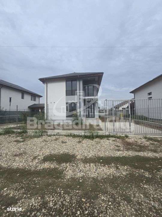 Vila P+1E Domnesti Teghes - Imagine principală: 4/13