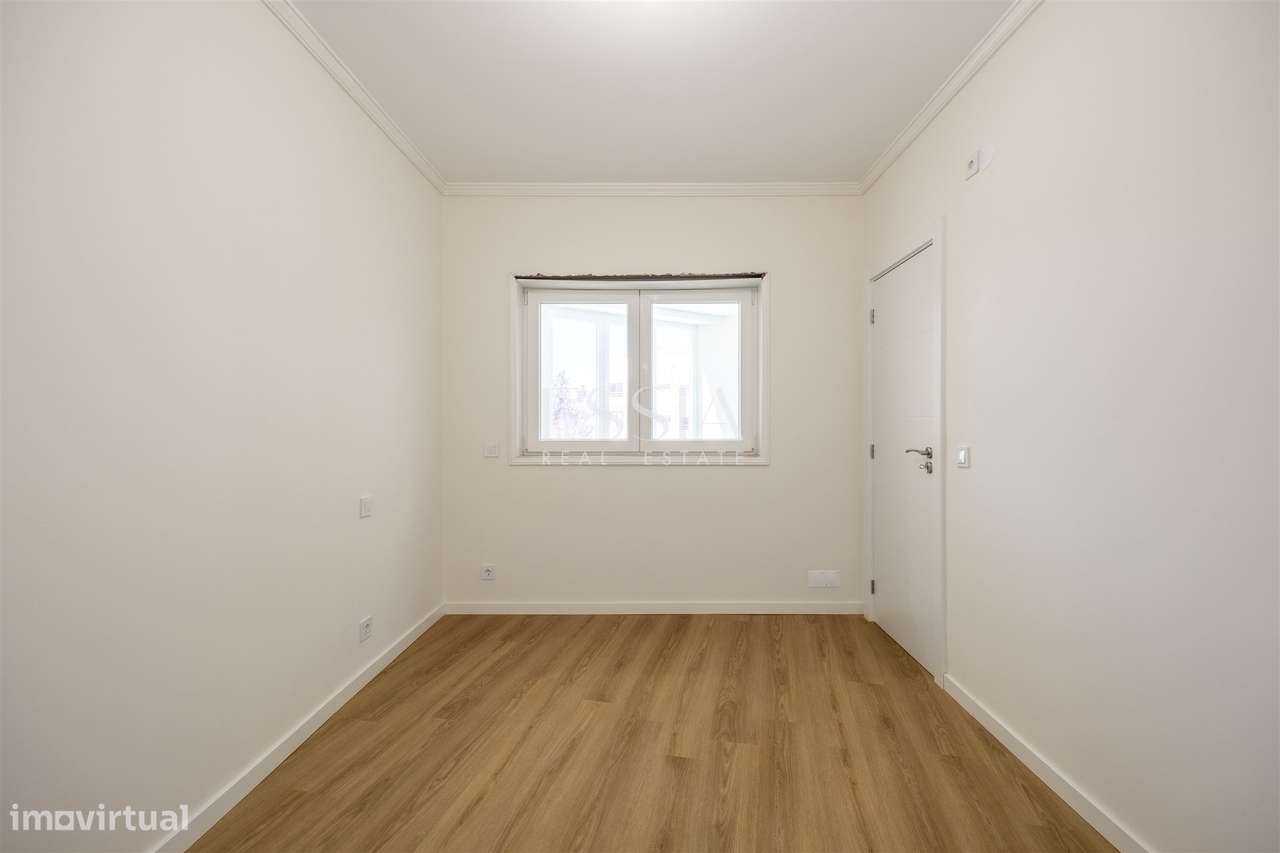 T1+1 Remodelado com Conforto e Localização Central em Vila do Conde-17