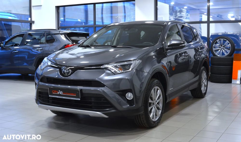Second hand Toyota RAV4 - 16 289 EUR, 163 000 km - Autovit