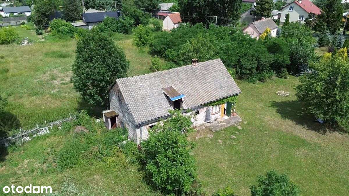 Siedlisko z domem i 2 200 m² działki nad Wisłą-1