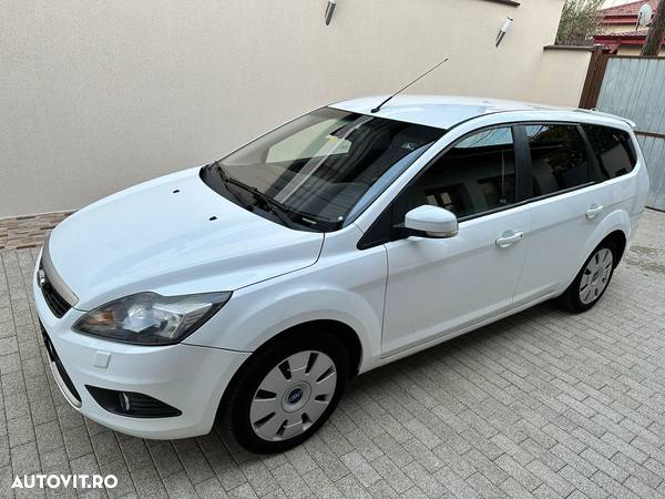 Ford Focus 1.6 TDCi DPF Style - 2