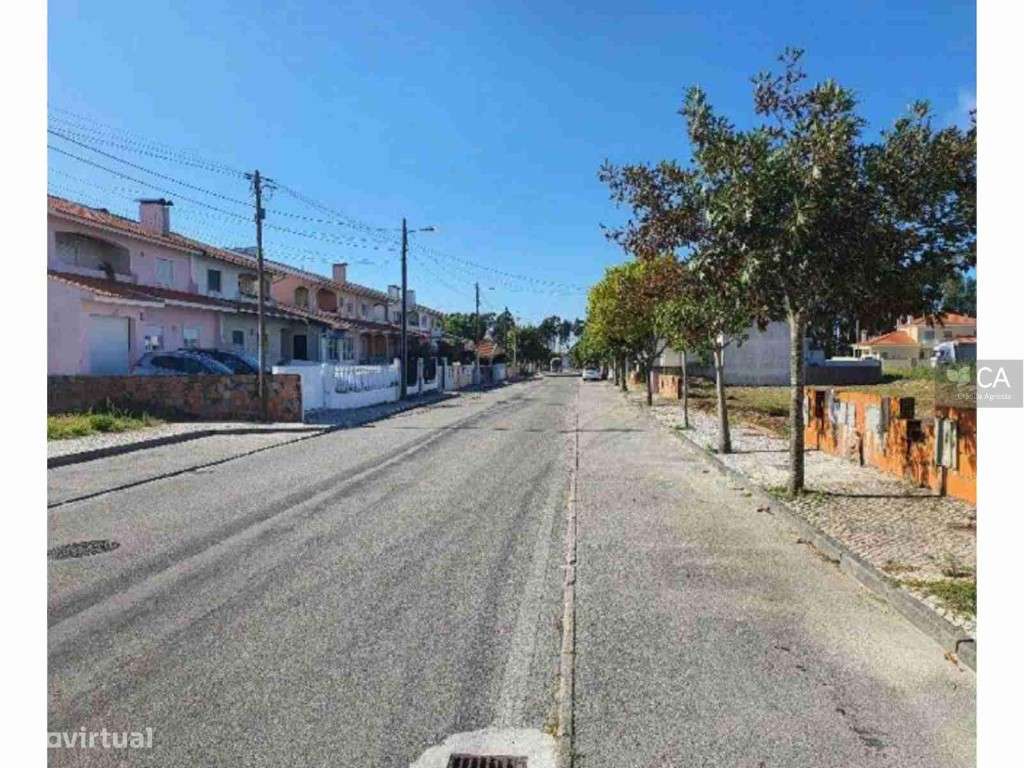 Lote Terreno Para Construção de Moradia Unifamiliar - Grande imagem: 2/4