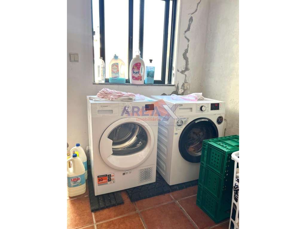 Moradia Geminada T3 em Vila de Cucujães-38