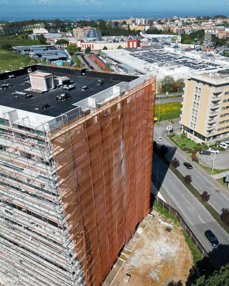 T2 Novo c/ Lugar de Garagem em Mafamude (Gaiashopping) - Grande imagem: 4/26