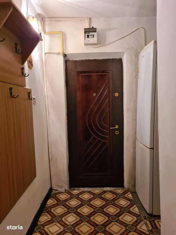 Apartament tip garsoniera zona Scoala generala 2 - Adjud-5
